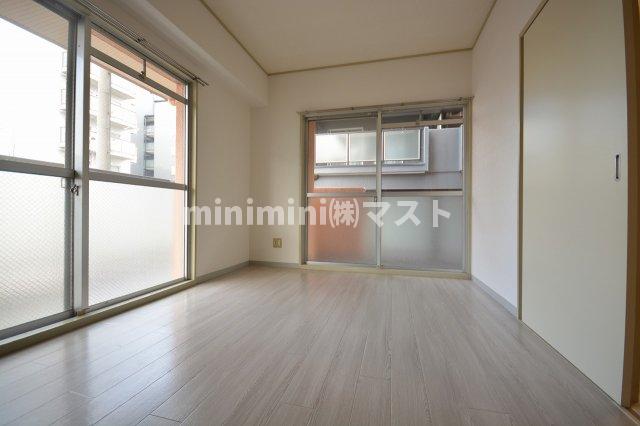 居室・リビング　※別号室参考写真