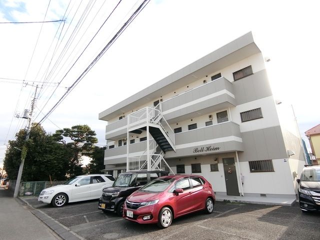 昭島市玉川町のマンションの建物外観