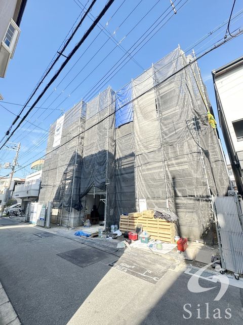 吹田市内本町のアパートの建物外観