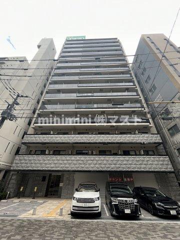 【大阪市西区南堀江のマンションの建物外観】