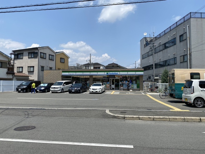 コンビニ　ファミリーマート三井南町店（コンビニ）まで280m