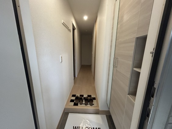 玄関　シューズボックスあります