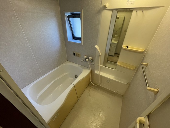 バス・シャワールーム　※別号室の写真です。