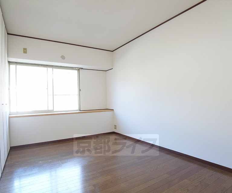 その他部屋・スペース　６帖の洋室です