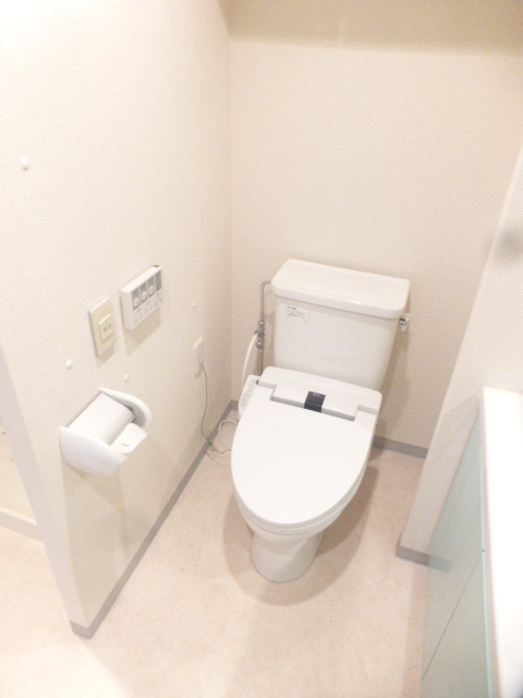 トイレ　参考写真