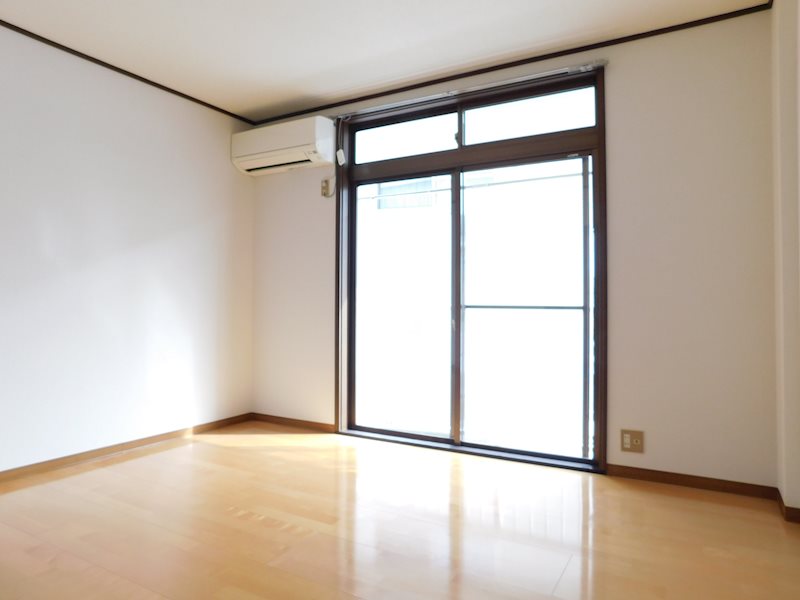 居室・リビング　類似部屋写真