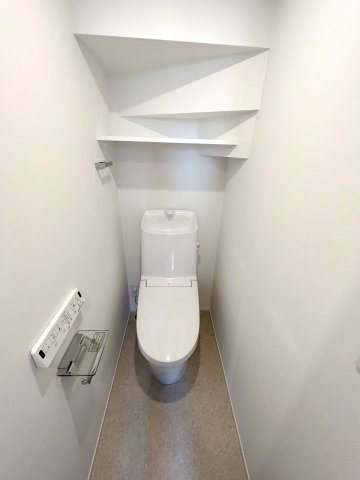 トイレ　※同仕様写真