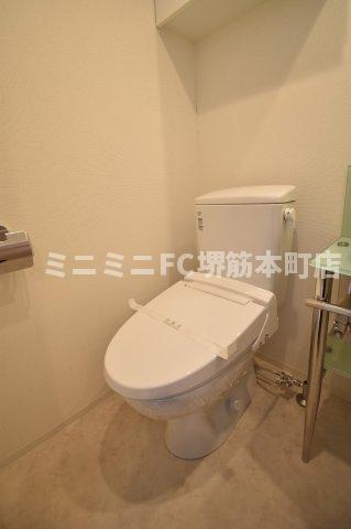 トイレ　ウォシュレット付