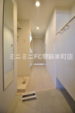 玄関　シンプルな玄関です。