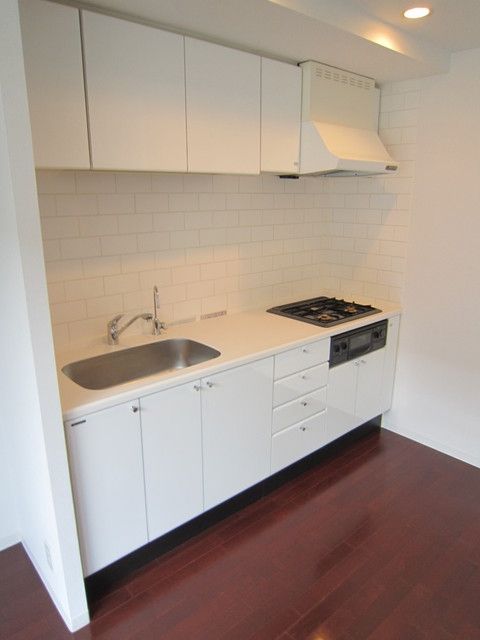 キッチン　３口システムキッチン