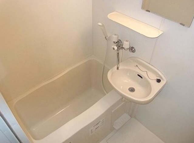 バス・シャワールーム　バスルーム