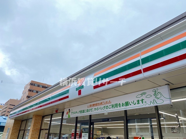 コンビニ　セブンイレブン新横浜1丁目店（コンビニ）まで413m