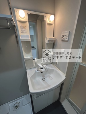 洗面設備　同一仕様写真