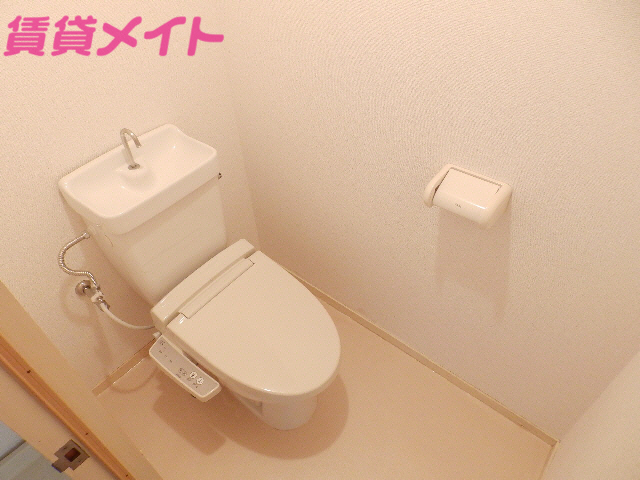 トイレ　反転タイプ参考写真
