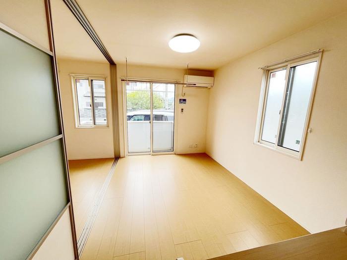 居室・リビング　※反転しています