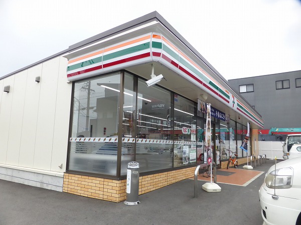 コンビニ　セブンイレブン 刈谷一ツ木町1丁目店（コンビニ）まで406m