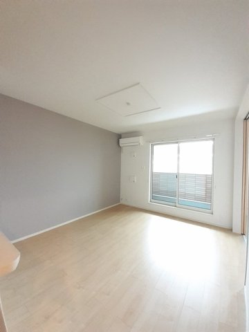 居室・リビング　ゆったりとした居間です