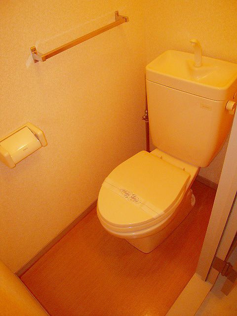 トイレ　別部屋参考画像