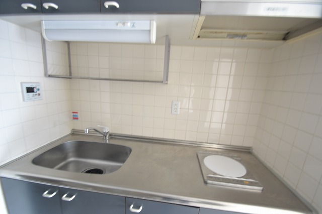 キッチン　※室内は現状を優先とします