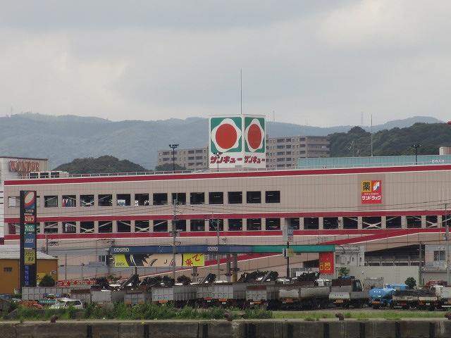 ショッピングセンター　サンキュ－新栄店（ショッピングセンター）まで801m