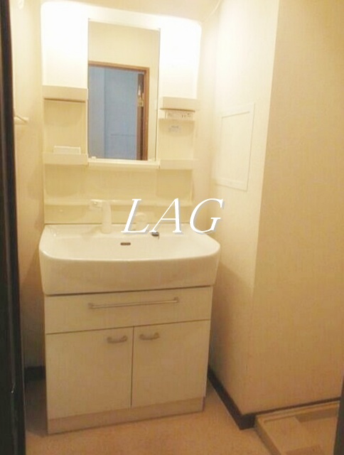 洗面設備　洗面台です。