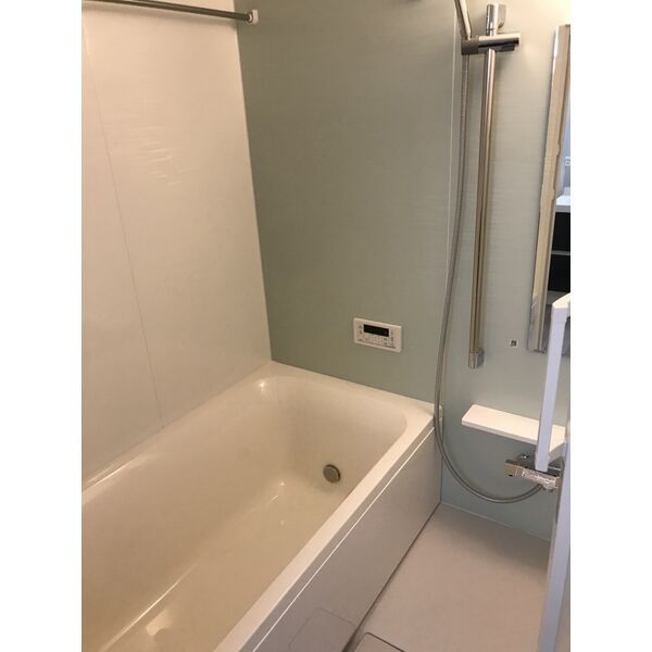 バス・シャワールーム　※同建物同型別のお部屋