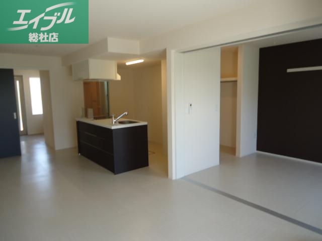 居室・リビング　リビング