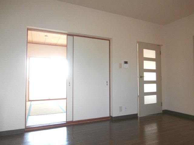 居室・リビング　同仕様