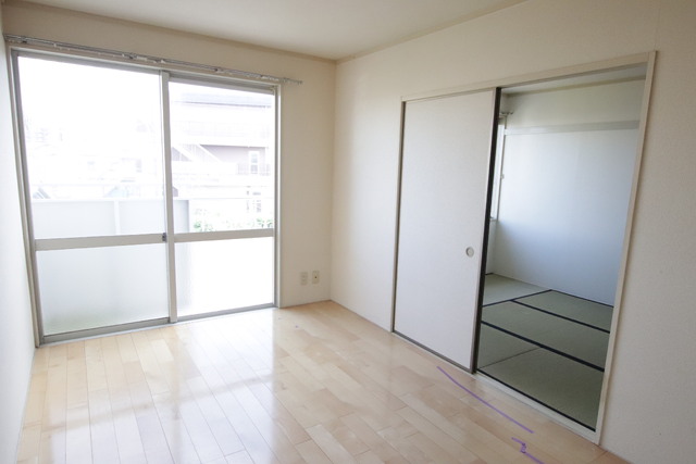 居室・リビング　（リフォーム前）