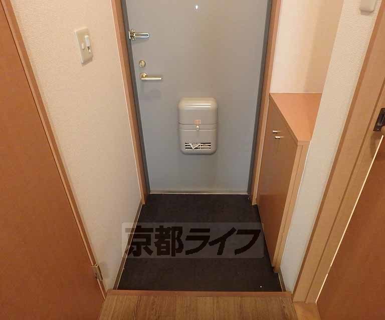 玄関　玄関ホールです