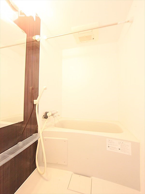 バス・シャワールーム　バスルーム　同仕様写真