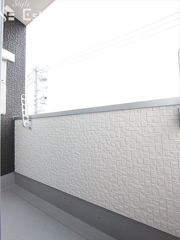 バルコニー　バルコニー　同仕様写真