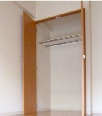 洗面設備　独立洗面化粧台付き