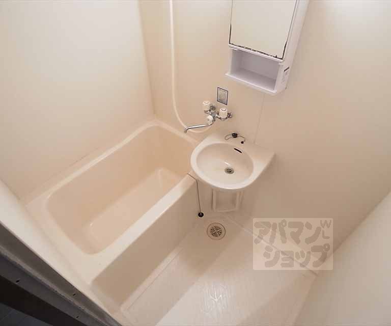 バス・シャワールーム　セパレートです