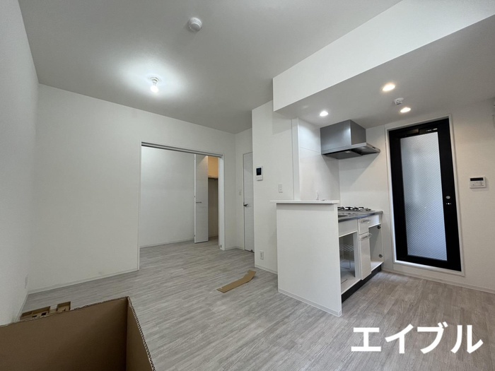 居室・リビング　新築当時の写真になります。