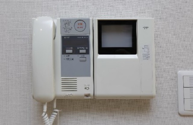 セキュリティ　★来客者の見えるＴＶモニターフォン★