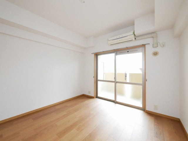 居室・リビング　※別部屋の参考写真となります※現況優先※