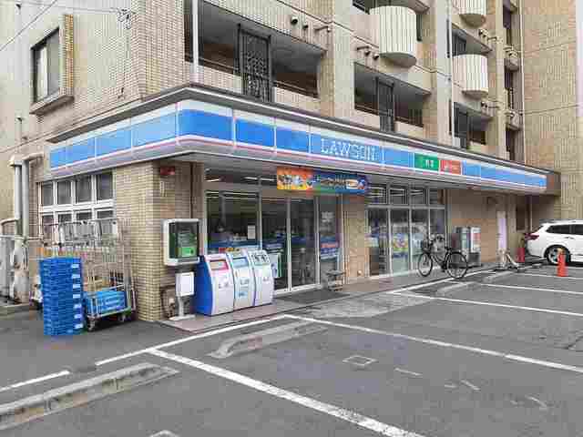 コンビニ　ローソン大森西6丁目店（コンビニ）まで149m