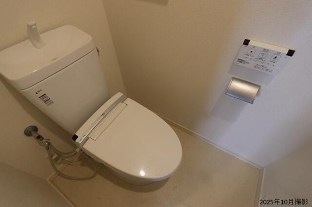 トイレ　写真は同タイプ住居です。