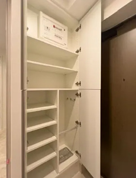 玄関　別タイプ部屋　参考写真です