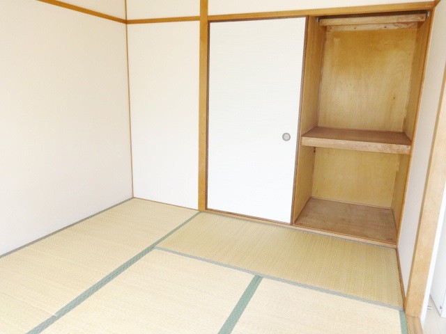 その他設備　６．０帖の和室が２つございます★