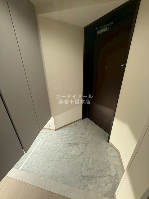 玄関　参考写真
