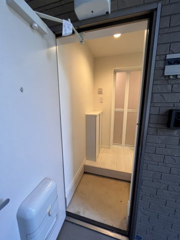 玄関　同建物別部屋参考