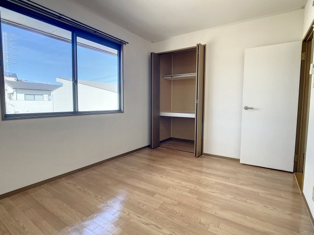 収納　掲載写真は空室の別部屋を掲載しております。実際のお部屋と仕様