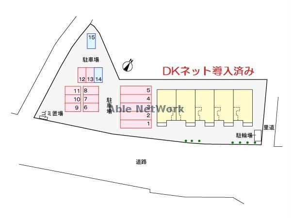 駐車場　駐車場