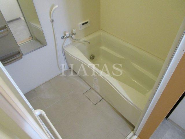 バス・シャワールーム　同物件別部屋です。