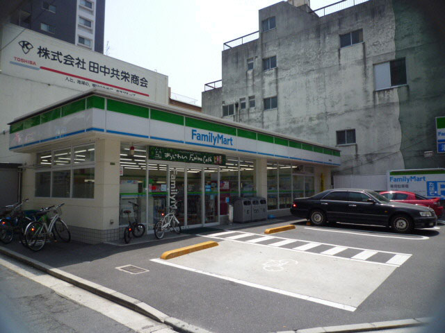 コンビニ　ファミリーマート堺町二丁目店（コンビニ）まで97m