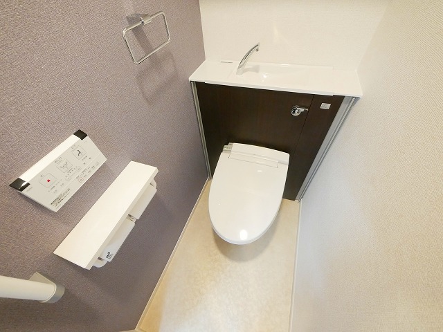 トイレ　トイレもきれいです