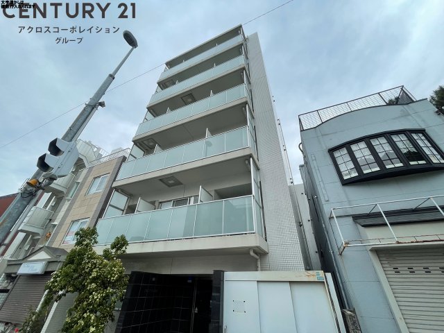 建物外観　安心のオートロック付き♪