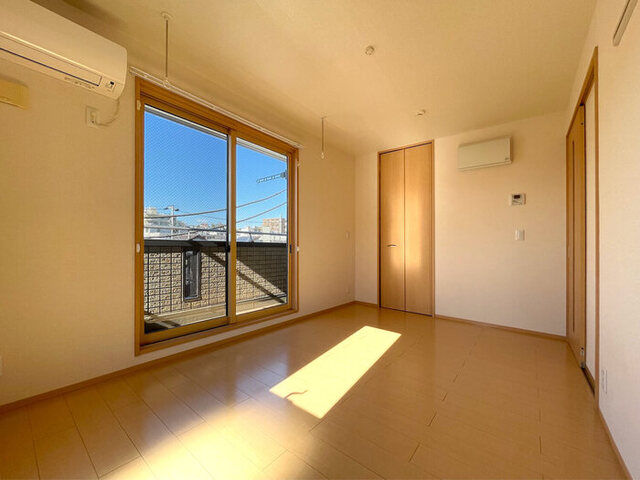 居室・リビング　洋室６．７５帖